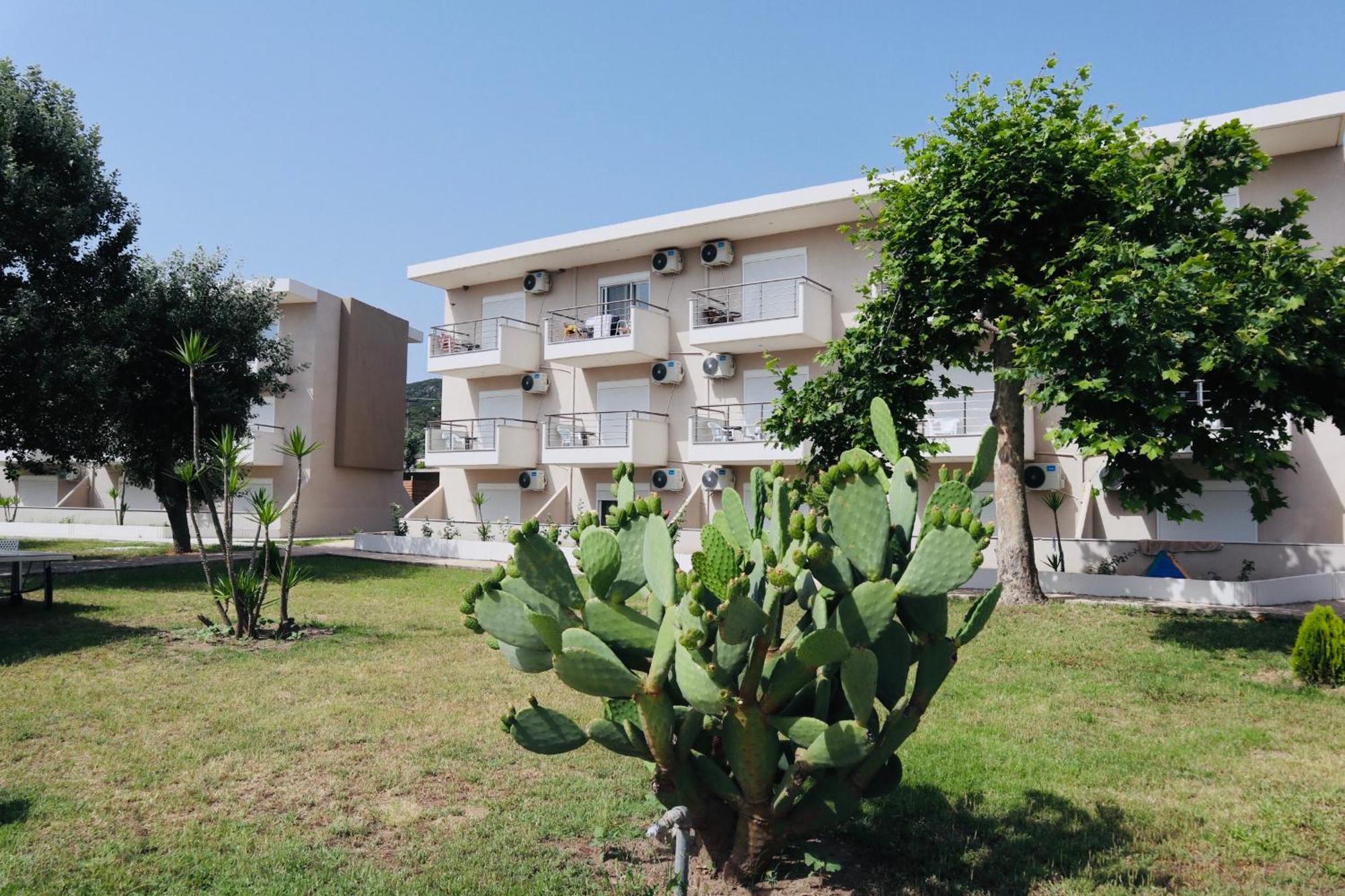 Hotel Sarti Beach Luaran gambar
