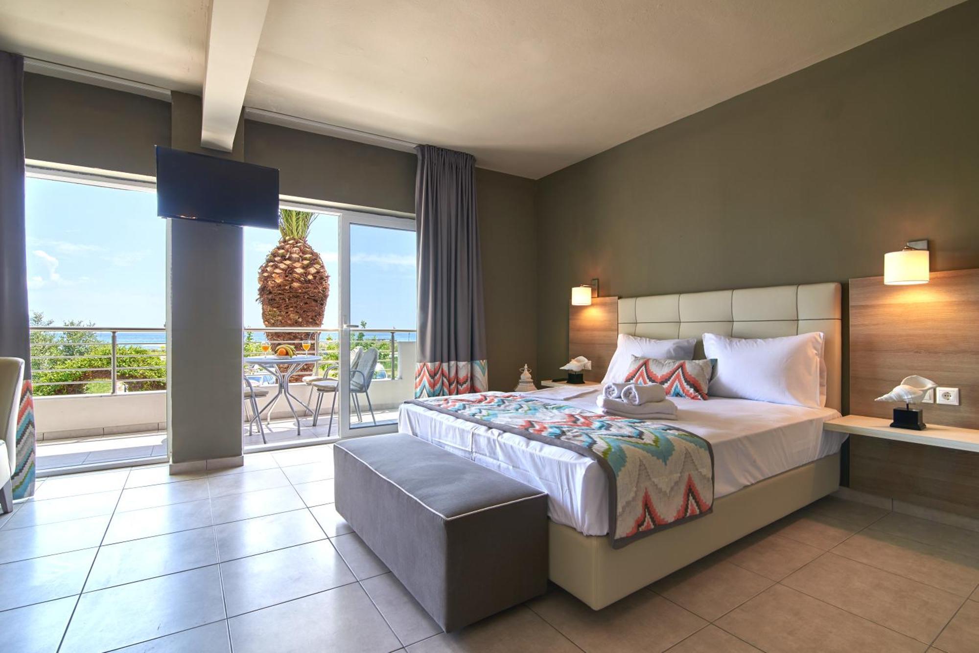 Hotel Sarti Beach Bilik gambar