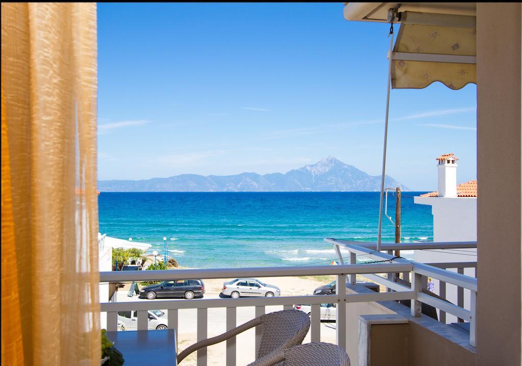 Hotel Sarti Beach Bilik gambar